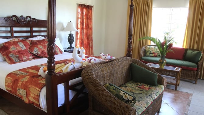 How to keep everybody happy when you rent a Jamaica villa