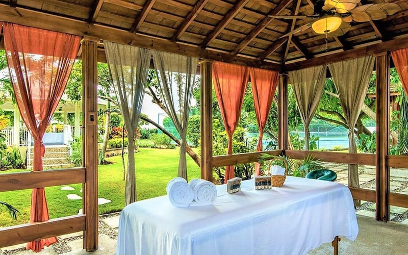 mais-oui-villa-cabana-spa1